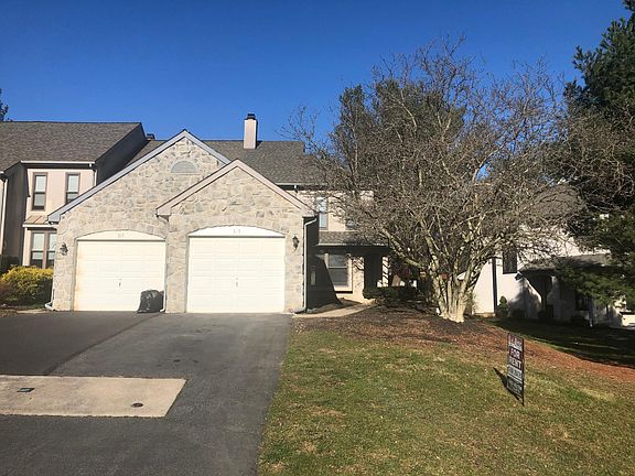 2nd image of 315 Windgate Ct #315