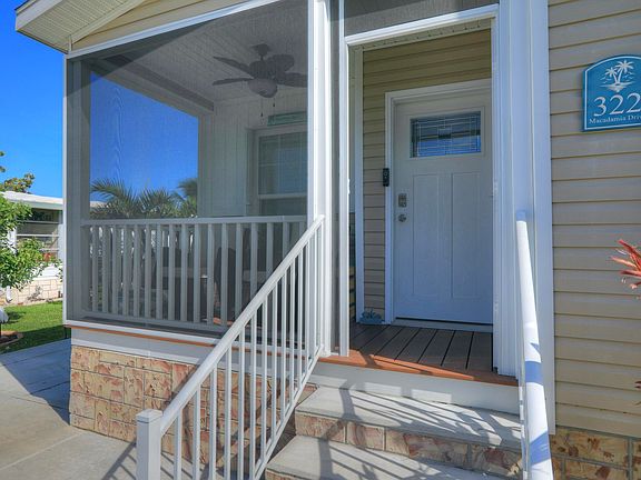 3rd image of 322 Macadamia Drive