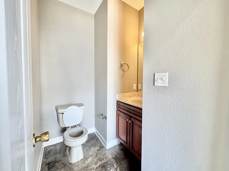 934 E Craighead Forest Rd #B — Photo 6