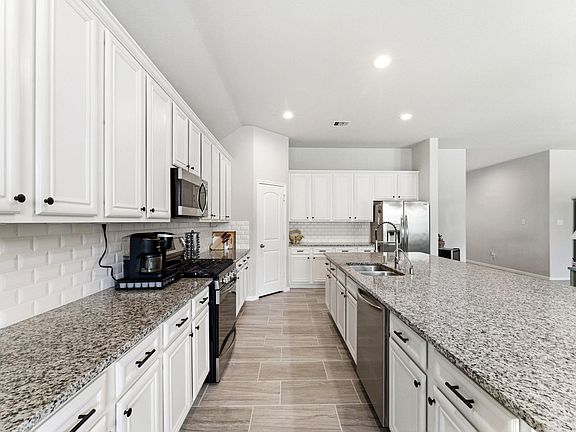 3rd image of 14115 Routt Forest Trl