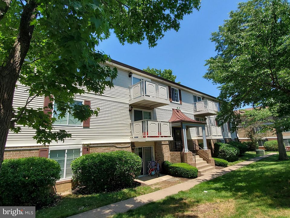 1st image of 8385 Brockham Dr