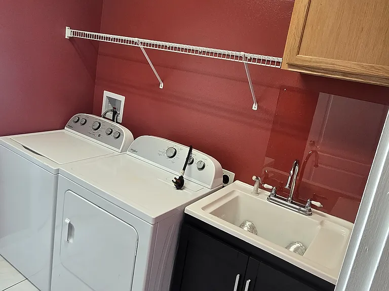 3066 Bay Laurel Cir N — Photo 23