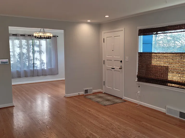 4224 Wallingford Ave N — Photo 6