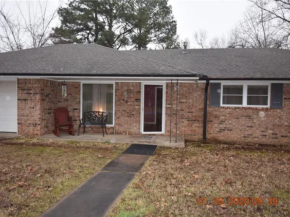 403 S McGee Dr, Sallisaw, OK 74955