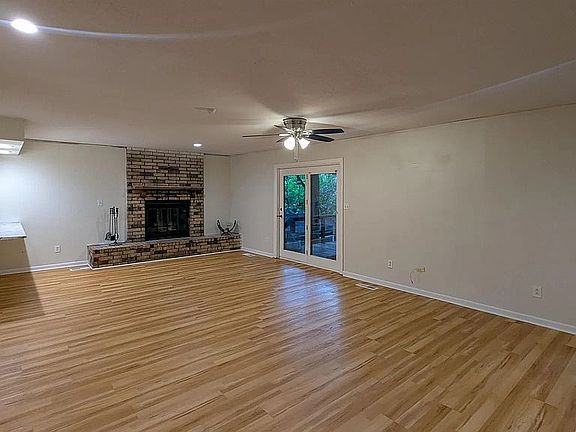 New flooring and paint 