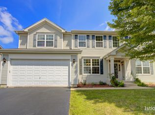 2534 Simon Dr, Montgomery, IL 60538