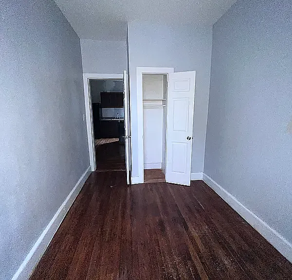 1039 Ocean Ave #10 — Photo 9