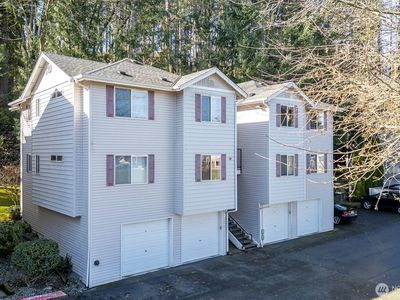 595 Newport Way NW #D4, Issaquah, WA, 98027
