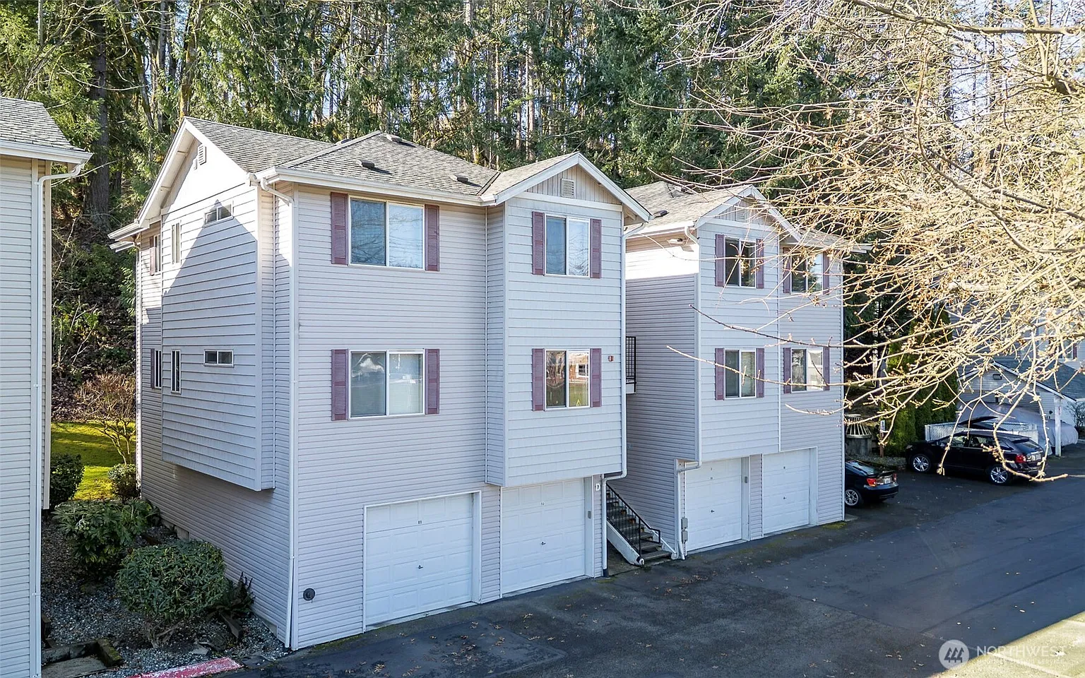 595 Newport Way NW #D4 photo 1