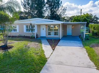236 W Cornelius Cir, Sarasota, FL 34232