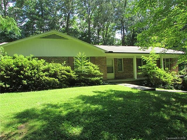 1st image of 111 Prestwick Dr