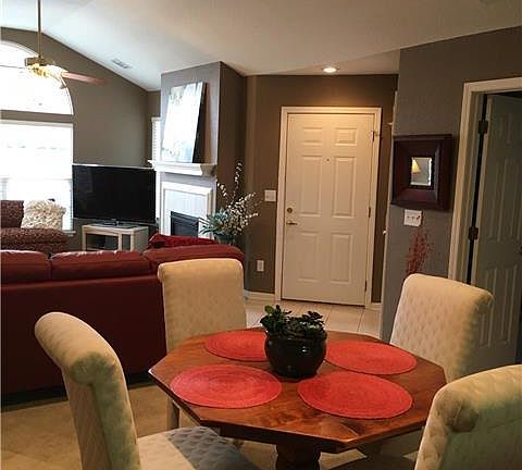 4th image of 6026 NE Kensington Dr