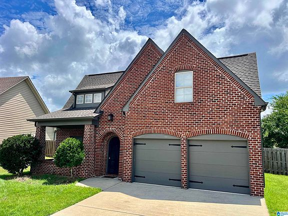 3rd image of 1334 Mountain Ln