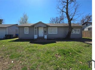 700 E Arbor Dr, Midwest City, OK 73110