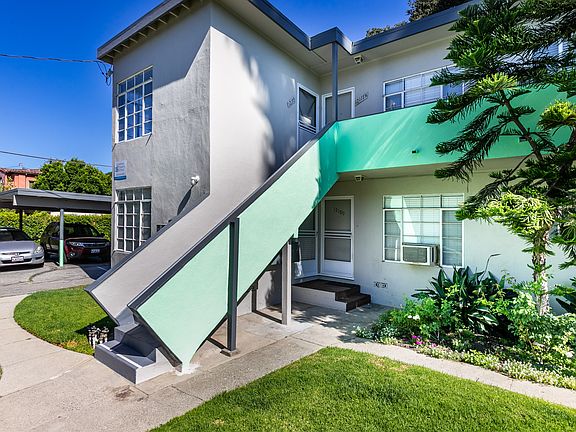 2nd image of 12119 Emelita St