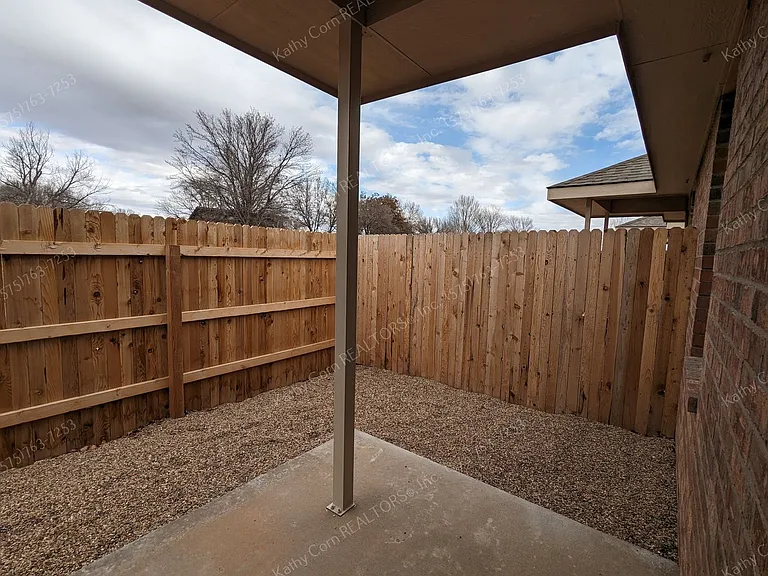 2031 Janeway St #M-N — Photo 17