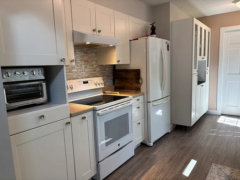 8 Drake St — Photo 20