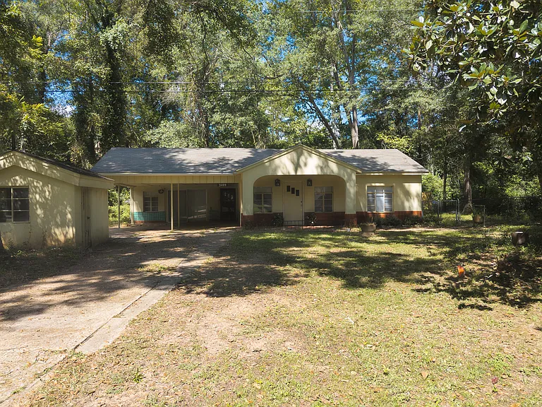 3409 E Starr Ave — Photo 1