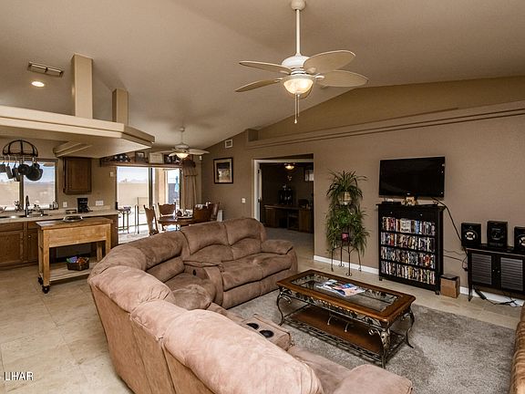 4th image of 3481 Tarpon Dr