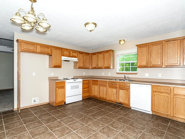 2726 E Loren — Photo 10