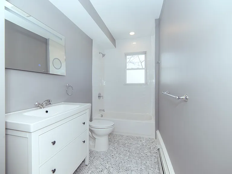 Duffley Ct — Photo 10