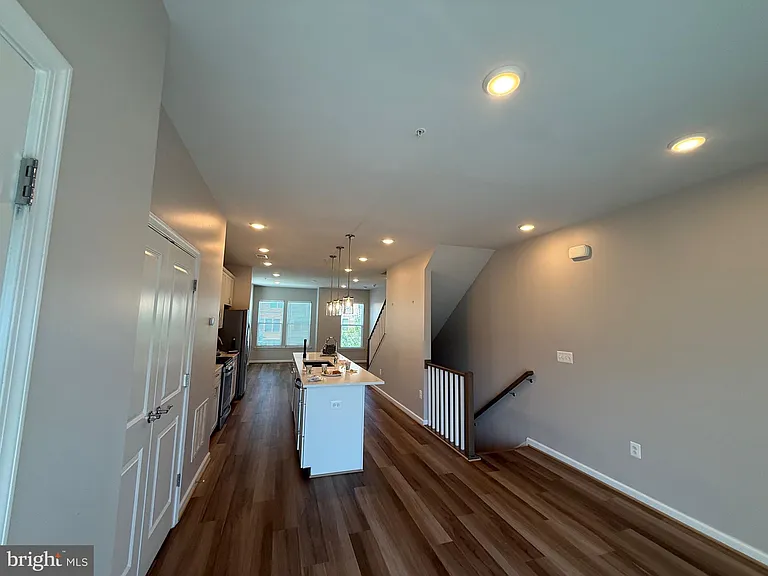221 Narrowleaf Way — Photo 39