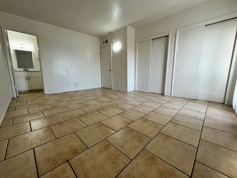 Catalina View Apartments — Photo 79