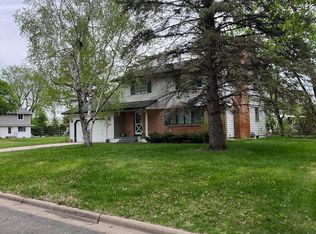 7841 Florida Cir N, Brooklyn Park, MN 55445