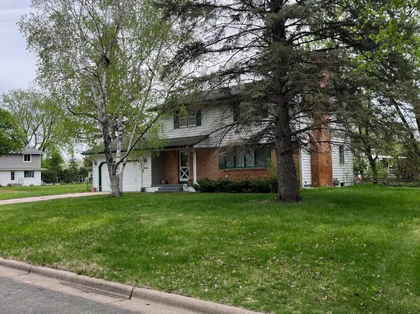 7841 Florida Cir N, Brooklyn Park, MN 55445