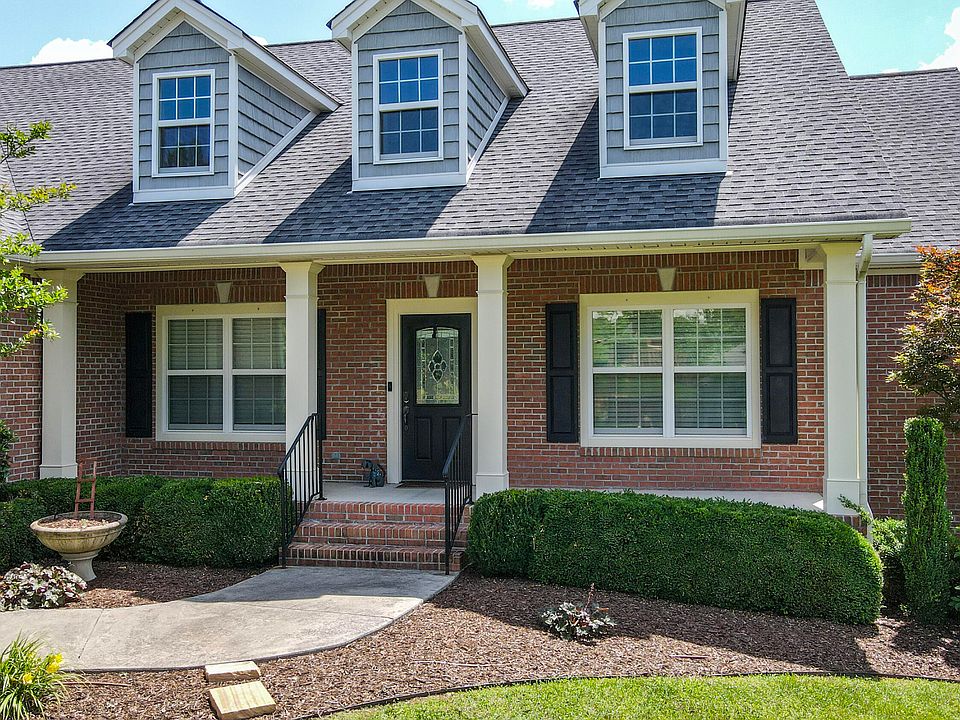 1st image of 1716 Derby Ln NW