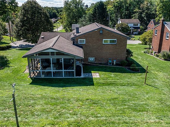 5th image of 405 Harper Dr