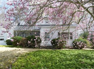 46 Lords Ln, Deep River, CT 06417