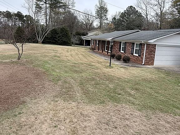 2nd image of 300 Quailwood Dr