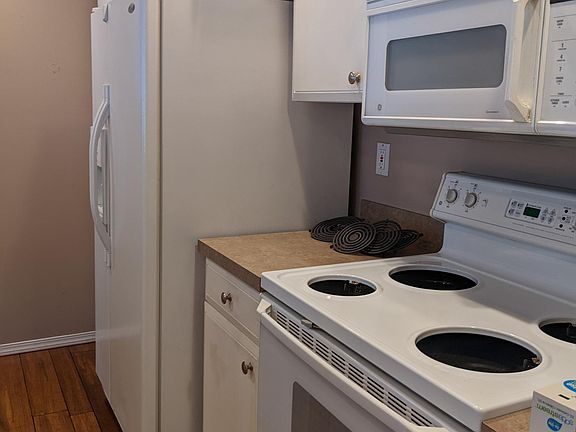 3rd image of 6531 200th St SW APT 103