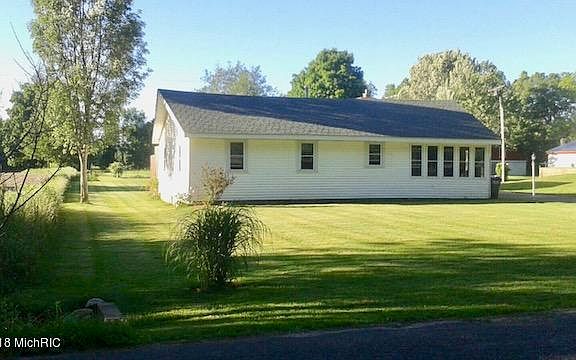 2nd image of 2275 E East Ave