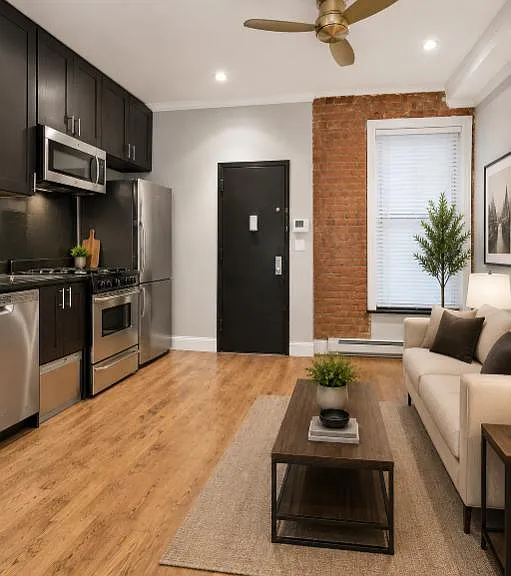 15 W 103rd St #2A — Photo 1