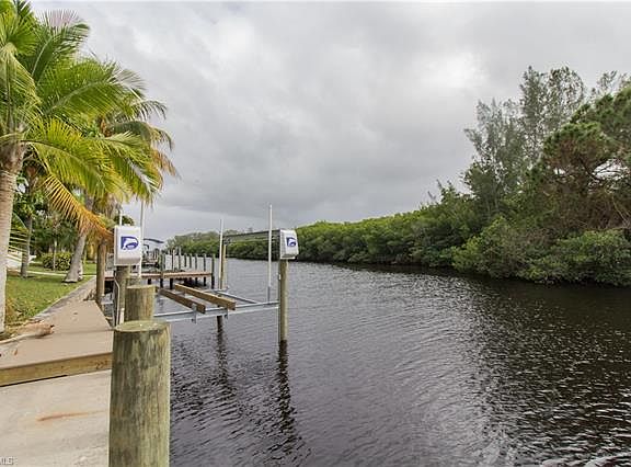 5th image of 2308 Coral Point Dr
