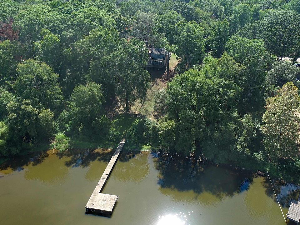 1st image of 14966 Saline Cir