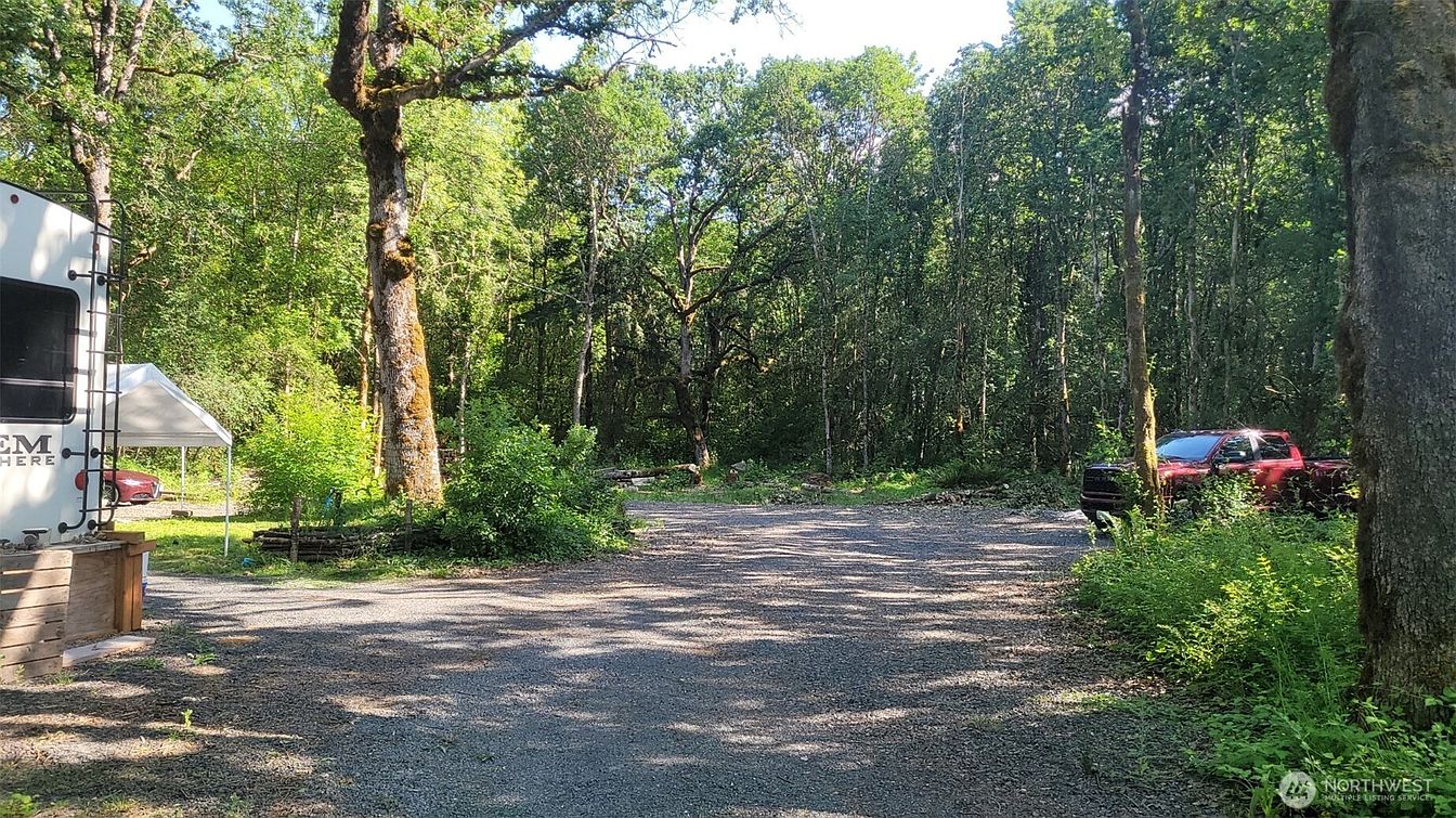 1st image of 209 Frost Road