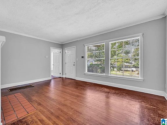 3rd image of 7625 4th Ave S