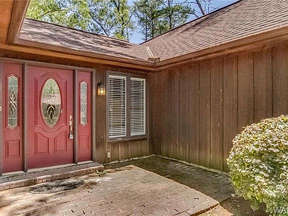 4th image of 15643 Compass Dr