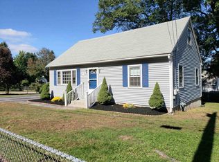 7 Nottingham Dr, Nashua, NH 03062