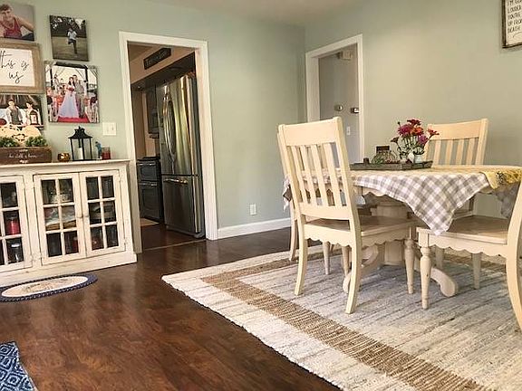 5th image of 1106 W Park Forest Dr