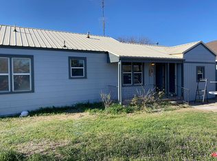 701 W Grover St, Floydada, TX 79235