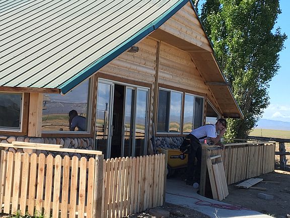 enclosed patio/dayroom/fence