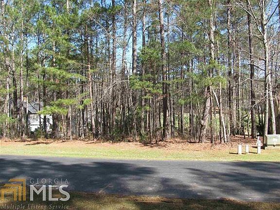 3rd image of 1050 Club Cove Dr
