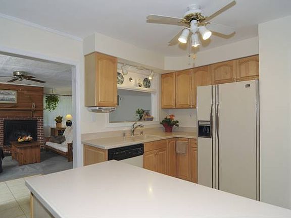 5th image of 2104 Arlonne Dr