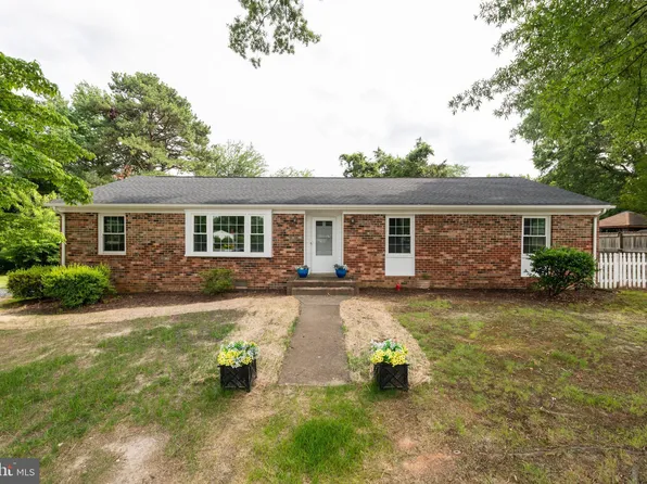 10401 W Huguenot Rd, North Chesterfield, VA 23235