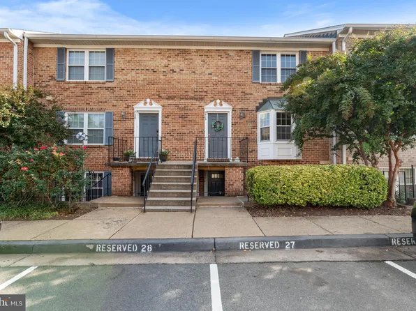 947 S Rolfe St #2, Arlington, VA 22204