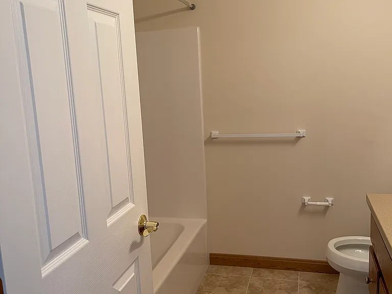 2962 Lena Ct — Photo 9